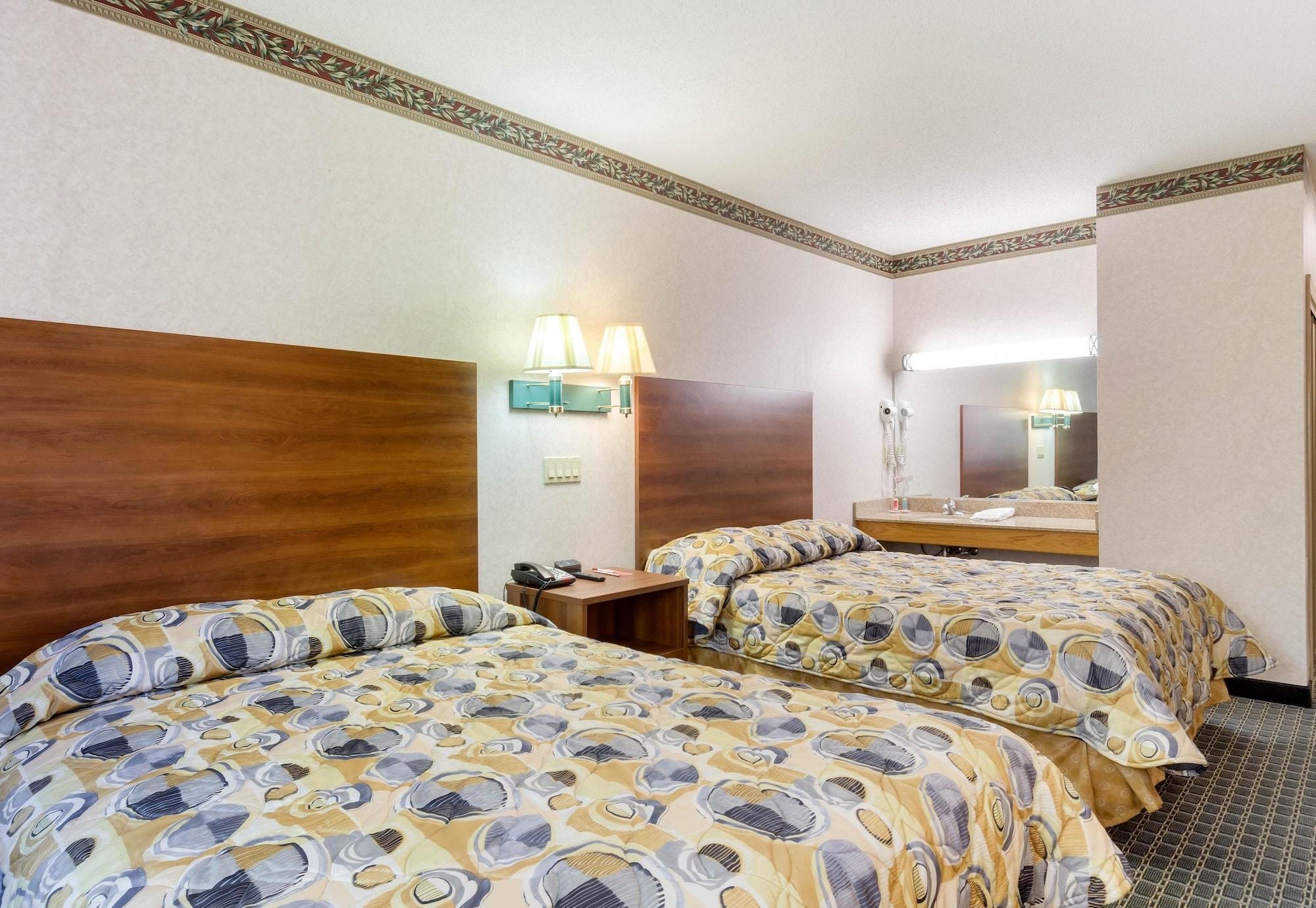 Econo Lodge West Springfield Extérieur photo