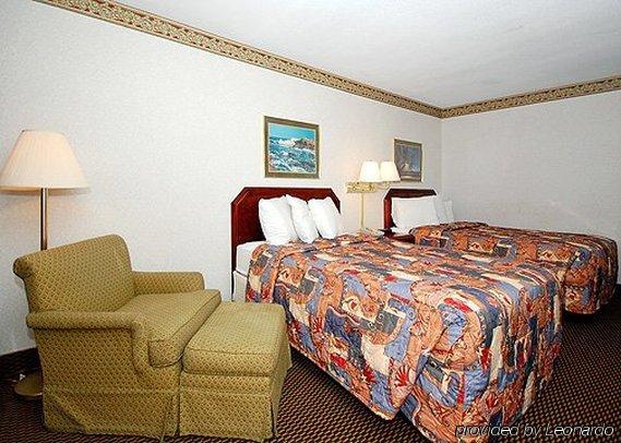 Econo Lodge West Springfield Chambre photo