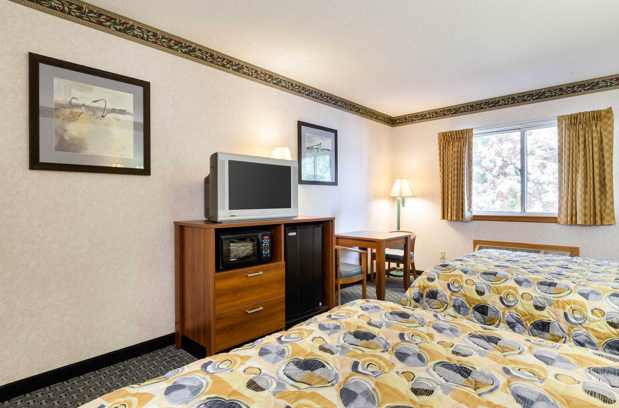 Econo Lodge West Springfield Chambre photo
